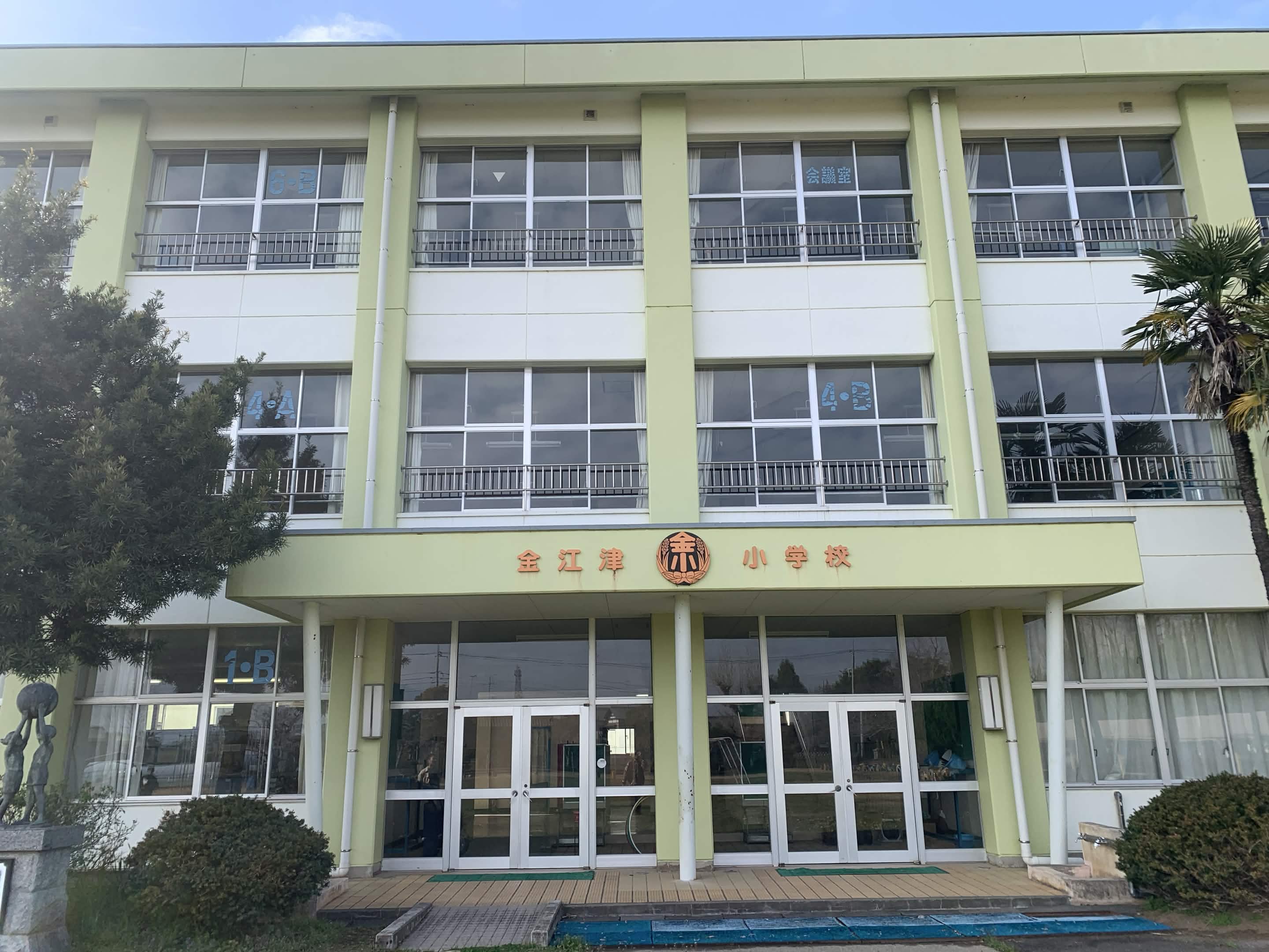 展示会の会場になる教室棟